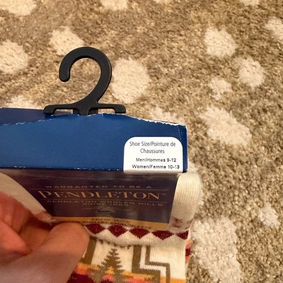 NWT Pendleton Crew Socks Unisex - Picture 4 of 5